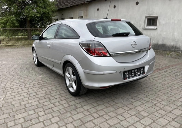 Opel Astra cena 15900 przebieg: 182000, rok produkcji 2006 z Gniezno małe 436